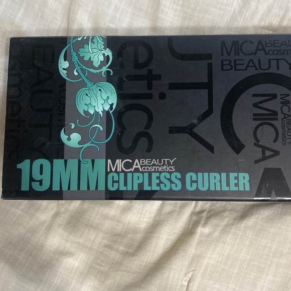 MICA BEAUTY CLIPLESS CURL WAND BEACH WAVES HAIR BOUNCY WAVES FAST HEATING 19MM - Picture 1 of 2